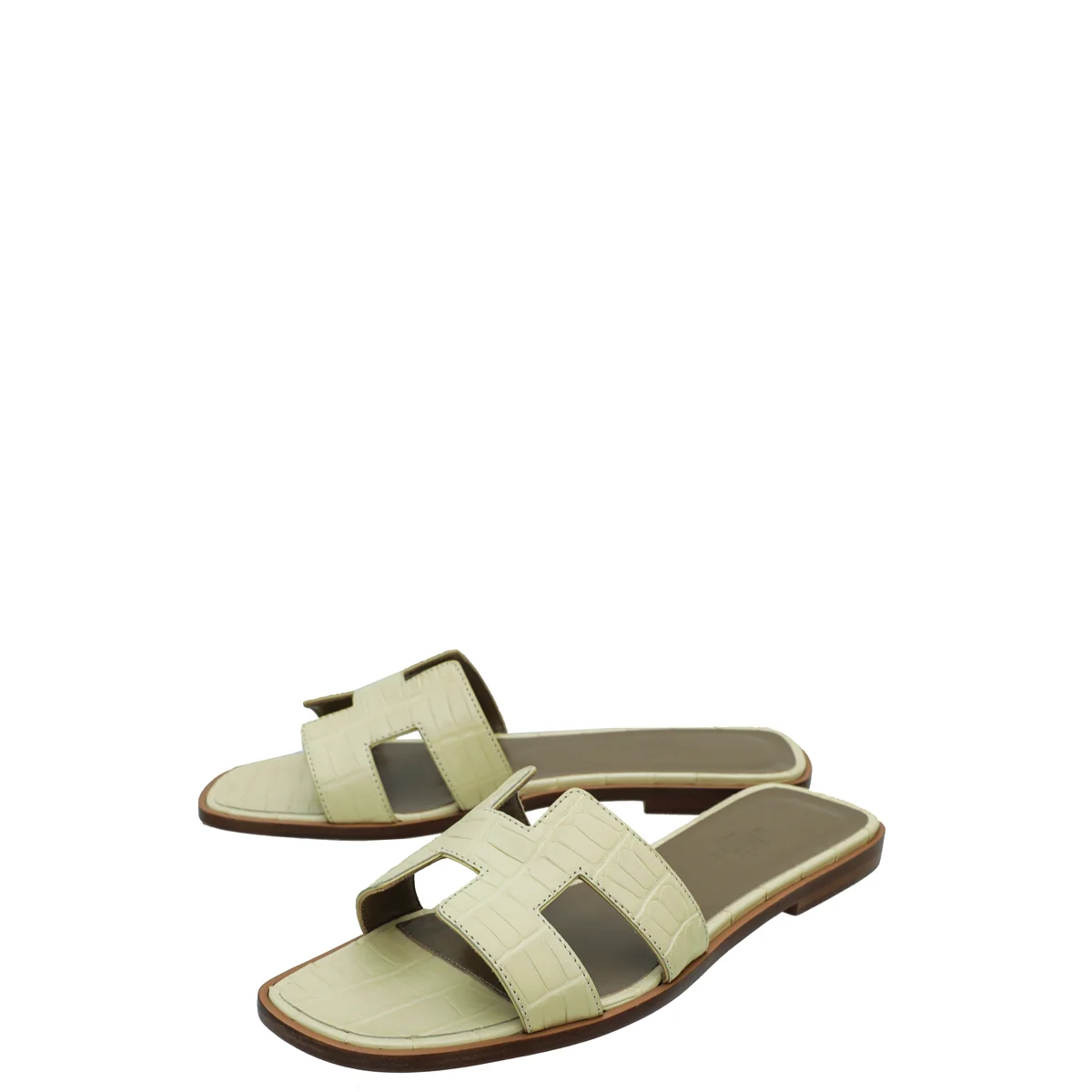 Hermès Oran Sandal — Vanille matte alligator, iconic H cut-out